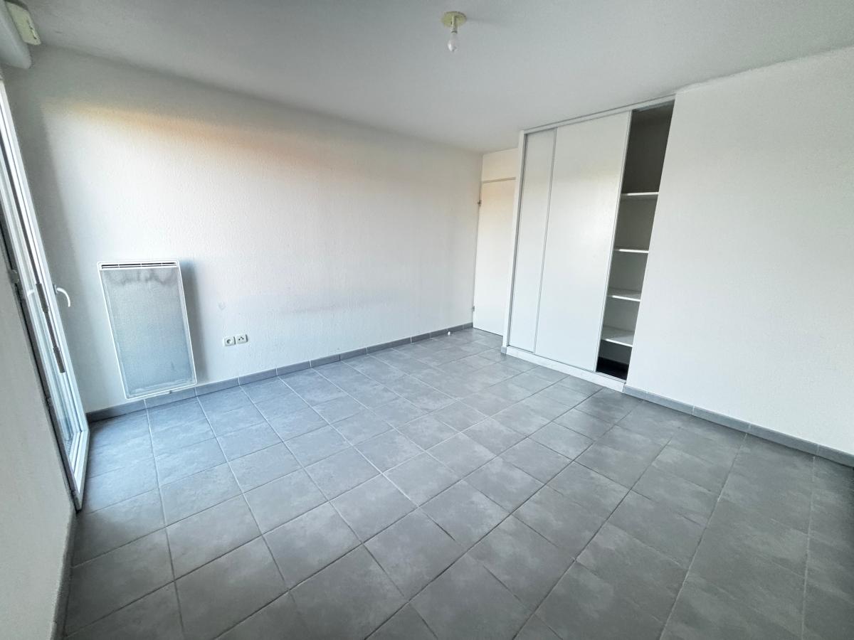 
																			3 pièces – 
																		1er étage – 76m² - 813,67 € - Photo #7