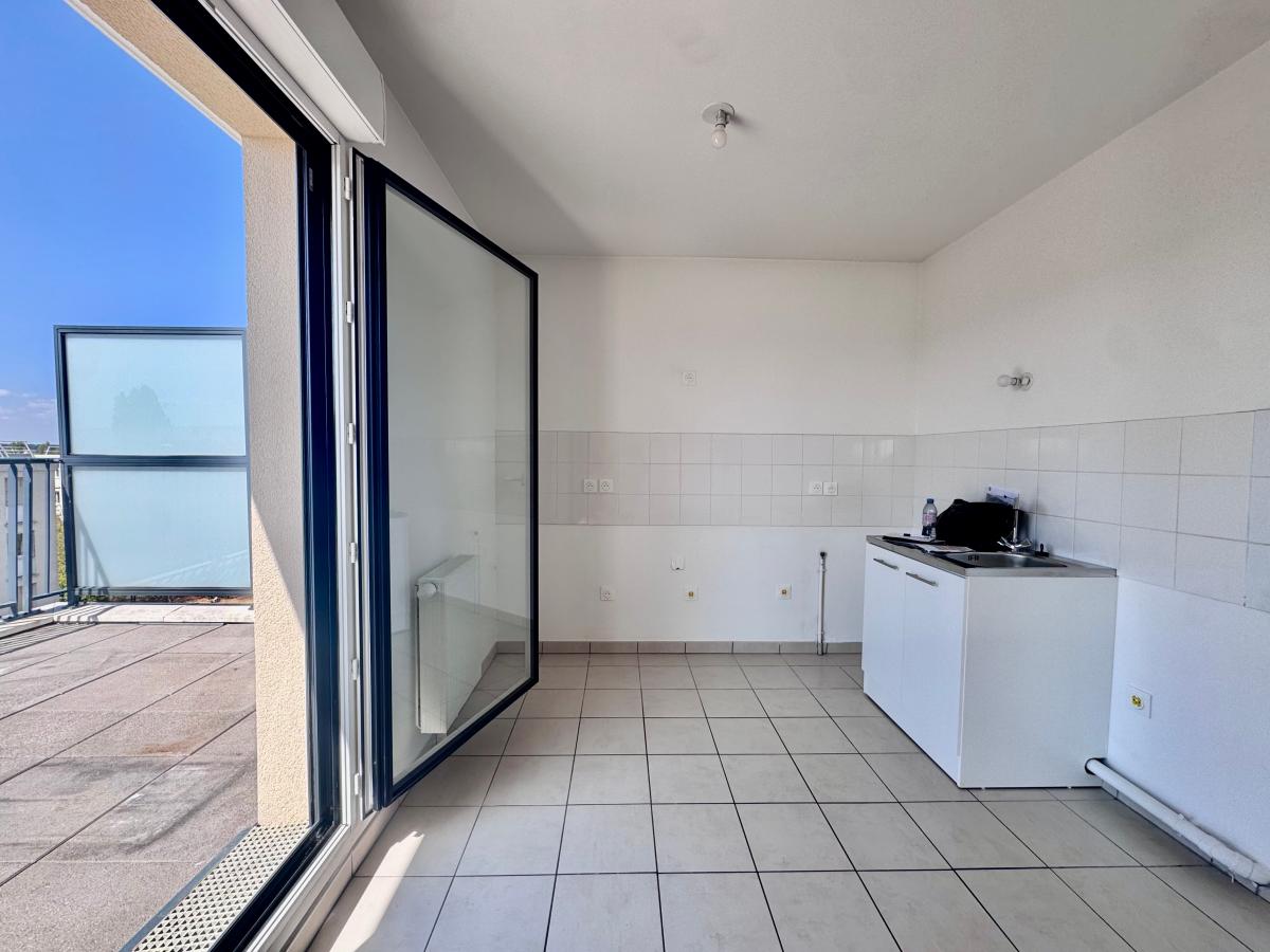 3 pièces - 4ème étage - 82m² photo 3