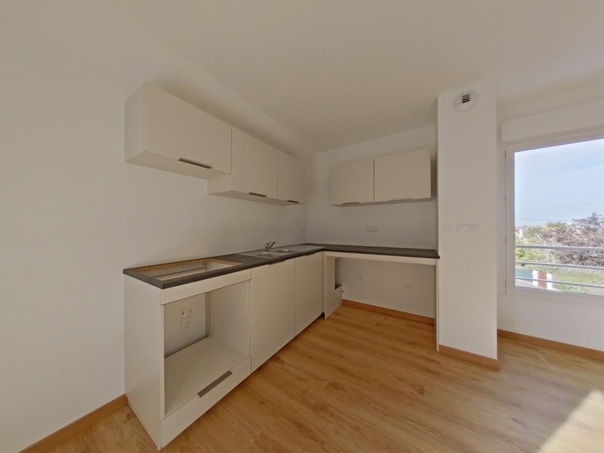 4 pièces - 2ème étage - 91m² - 1 069,40 € - Photo #2