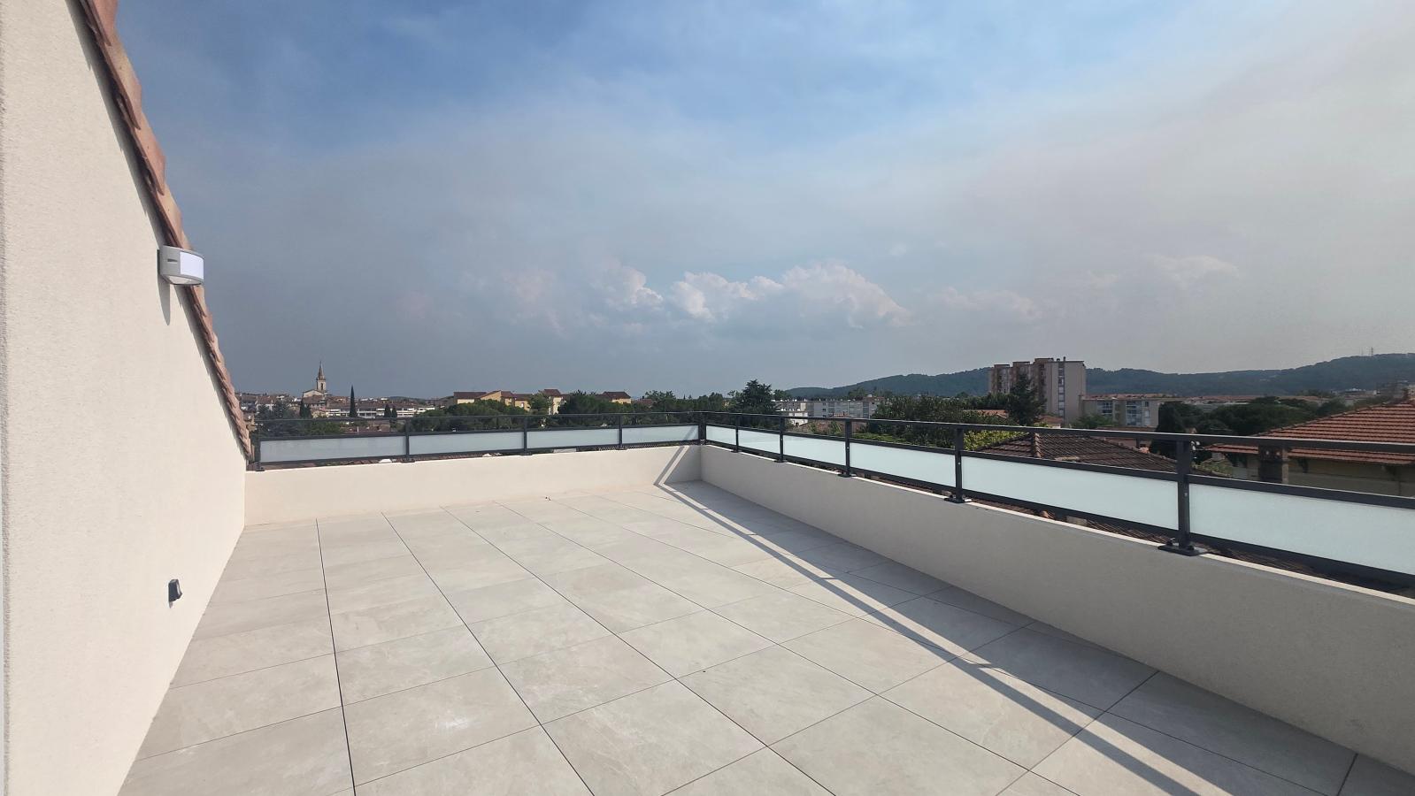 
																																							3 pièces - 
																																						RDC - 61m² - 854,32 € - Photo #3