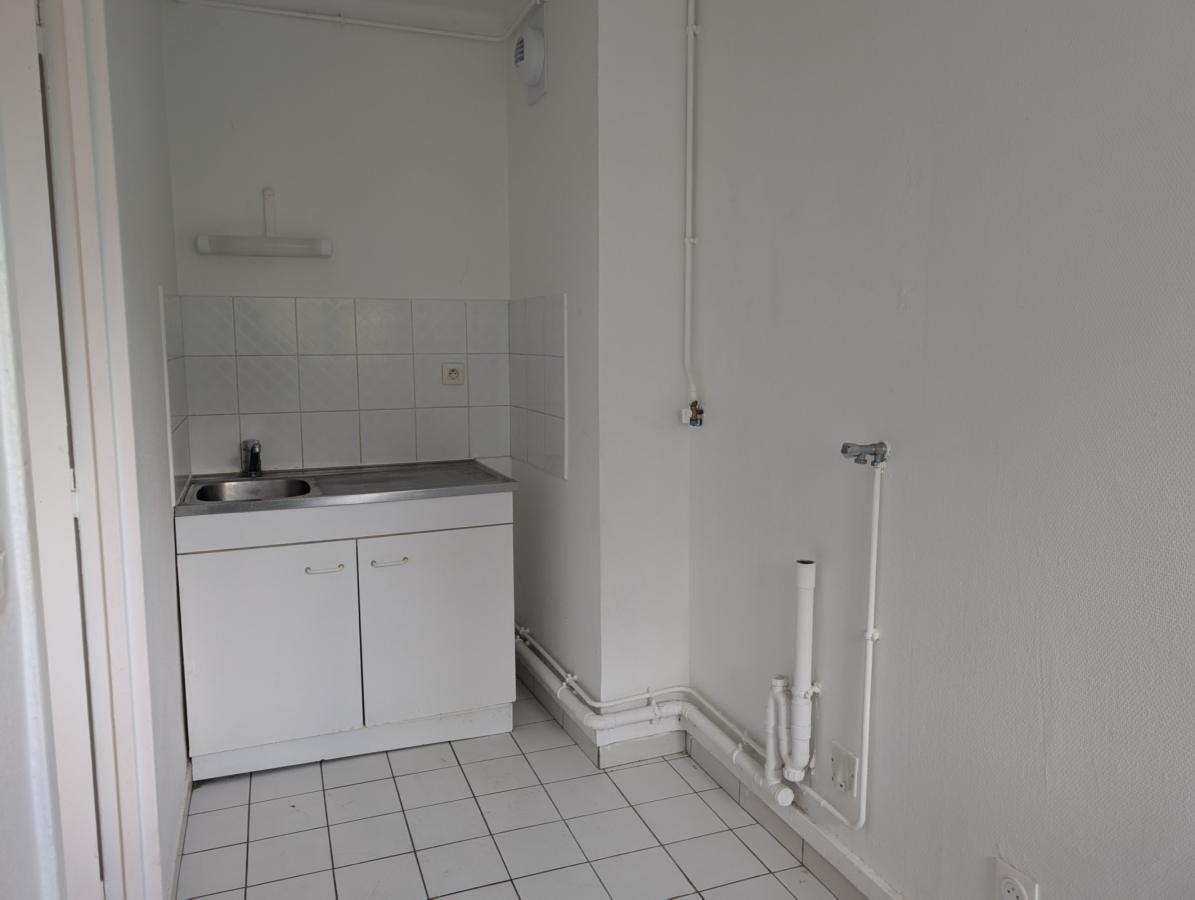1 pièce - 2ème étage - 27m² photo 3