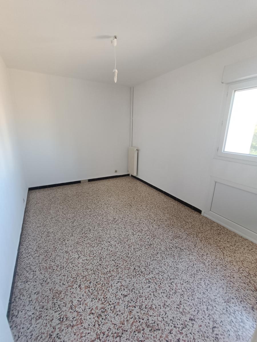 
																			5 pièces – 
																		2ème étage – 92m² - 310 000 € - Photo #4