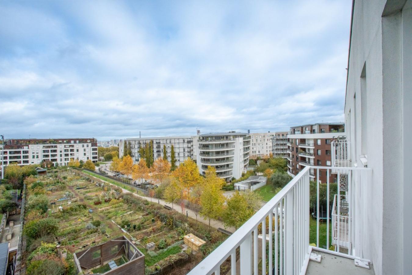 
																																							2 pièces - 
																																						5ème étage - 48m² - 1 426,21 € - Photo #1