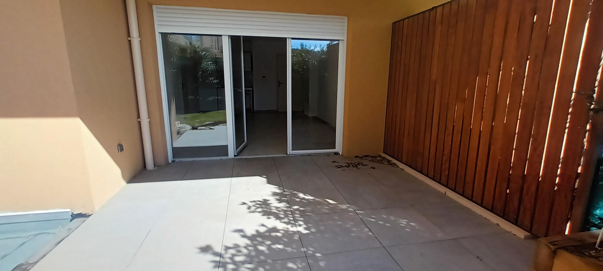 
																																							2 pièces - 
																																						RDC - 49m² - 644,84 € - Photo #2