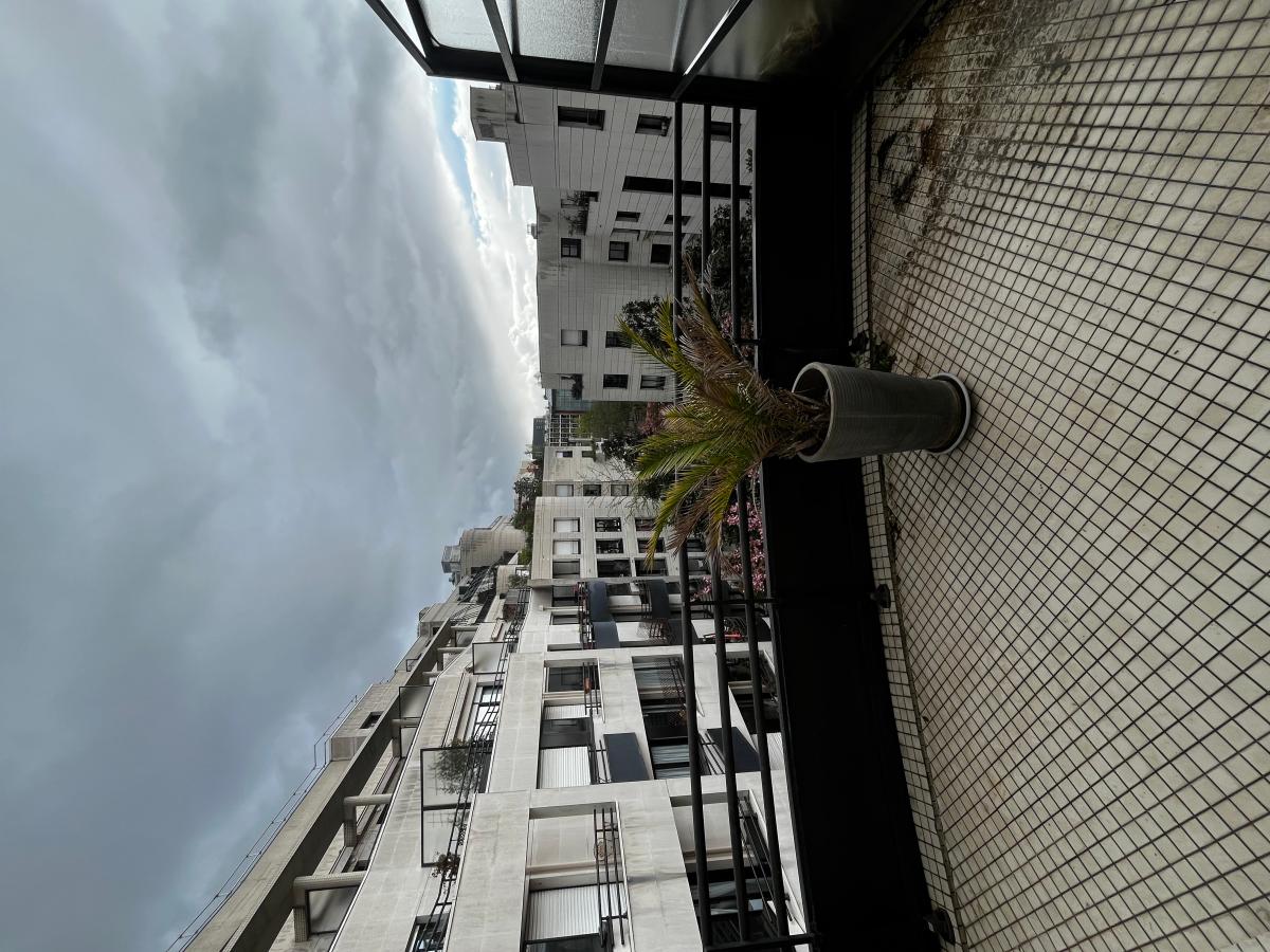 
																																							3 pièces - 
																																						5ème étage - 78m² - 2 556,35 € - Photo #3