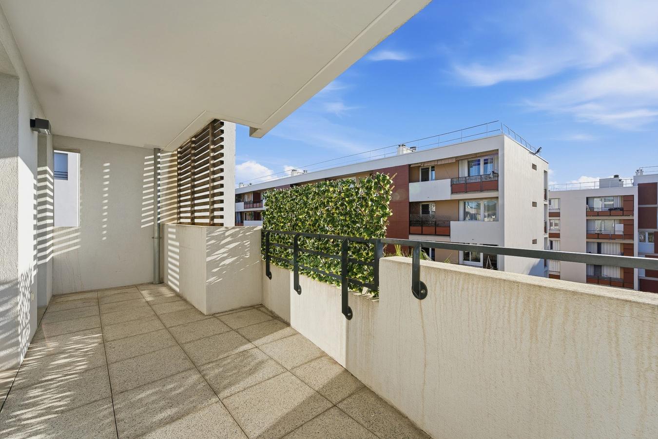 
																			3 pièces - 
																		3ème étage - 71m² - 237 800 € - Photo #1