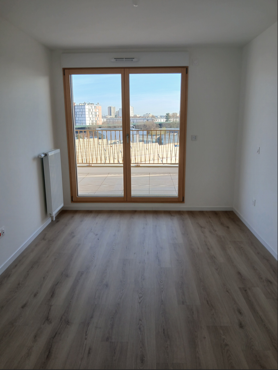
																			2 pièces - 
																		4ème étage - 45m² - 1 161,97 € - Photo #3
