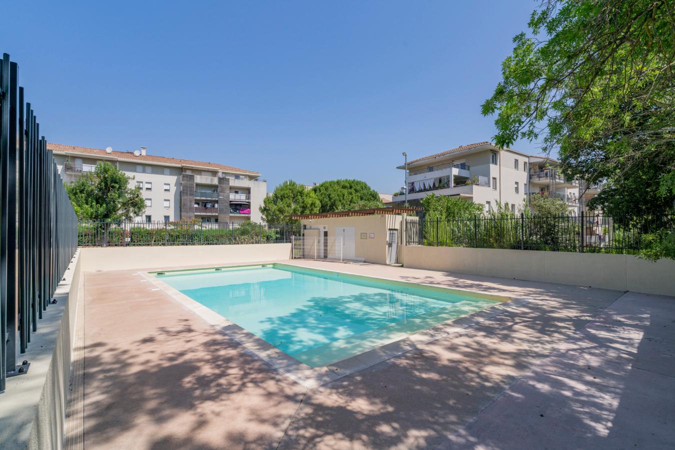 
																			3 pièces - 
																		4ème étage - 66m² - 218 400 € - Photo #0