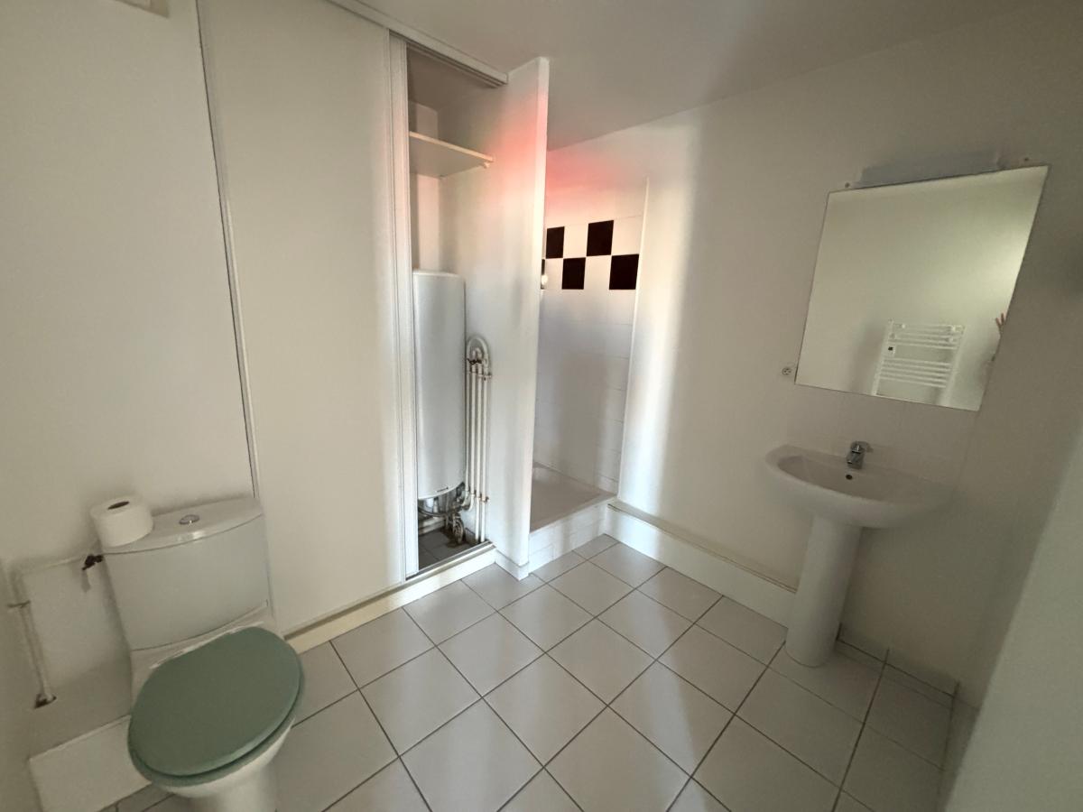 
																																							2 pièces - 
																																						2ème étage - 46m² - 533,08 € - Photo #5