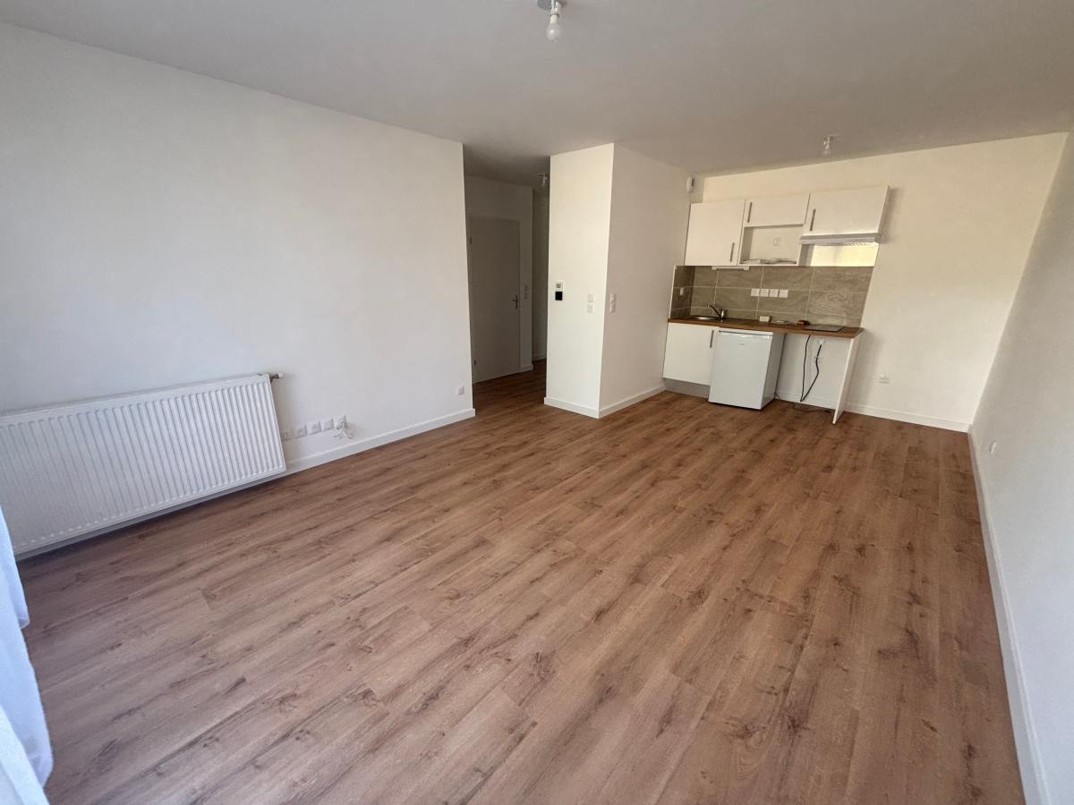 
																			2 pièces - 
																		1er étage - 46m² - 684,17 € - Photo #0