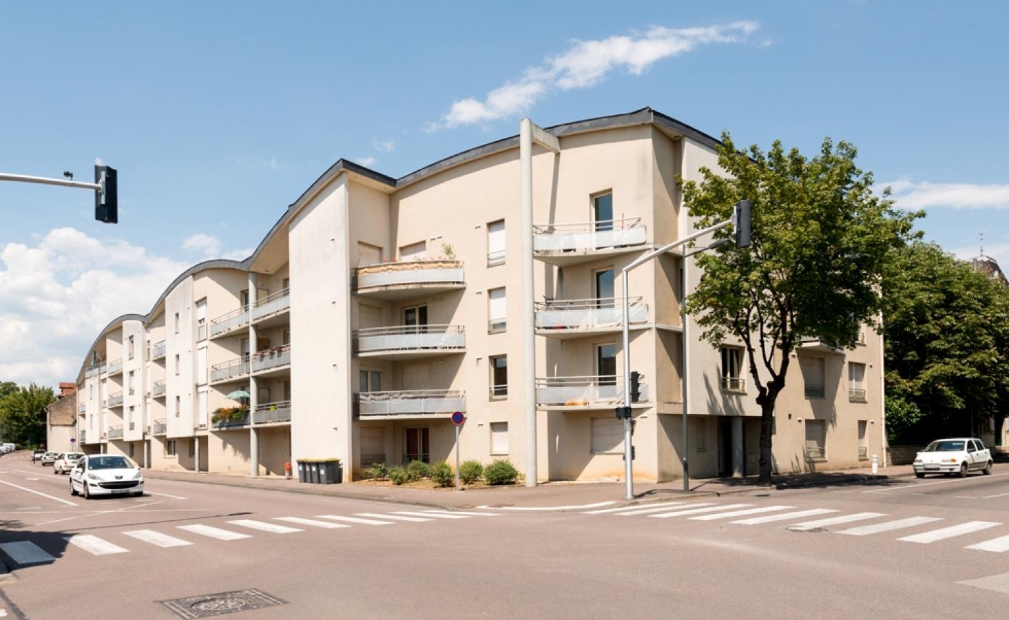 4 pièces - 2ème étage - 89m² - 867,03 € - Photo #0