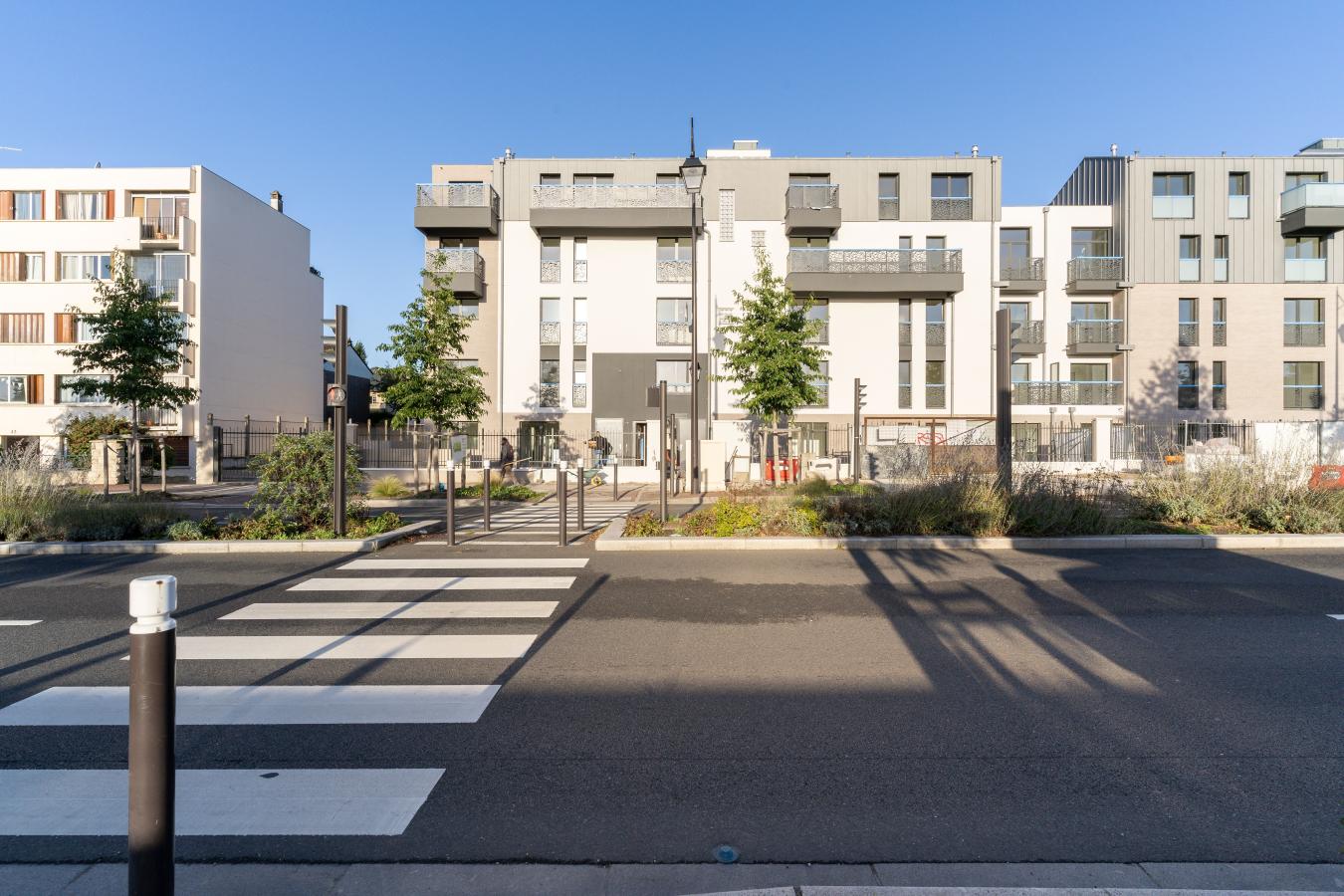 3 pièces - 2ème étage - 64m² - 1 343,66 € - Photo #2