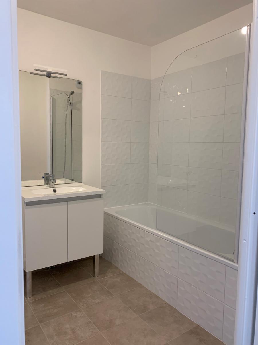 
																																							2 pièces - 
																																						RDC - 52m² - 755,44 € - Photo #4