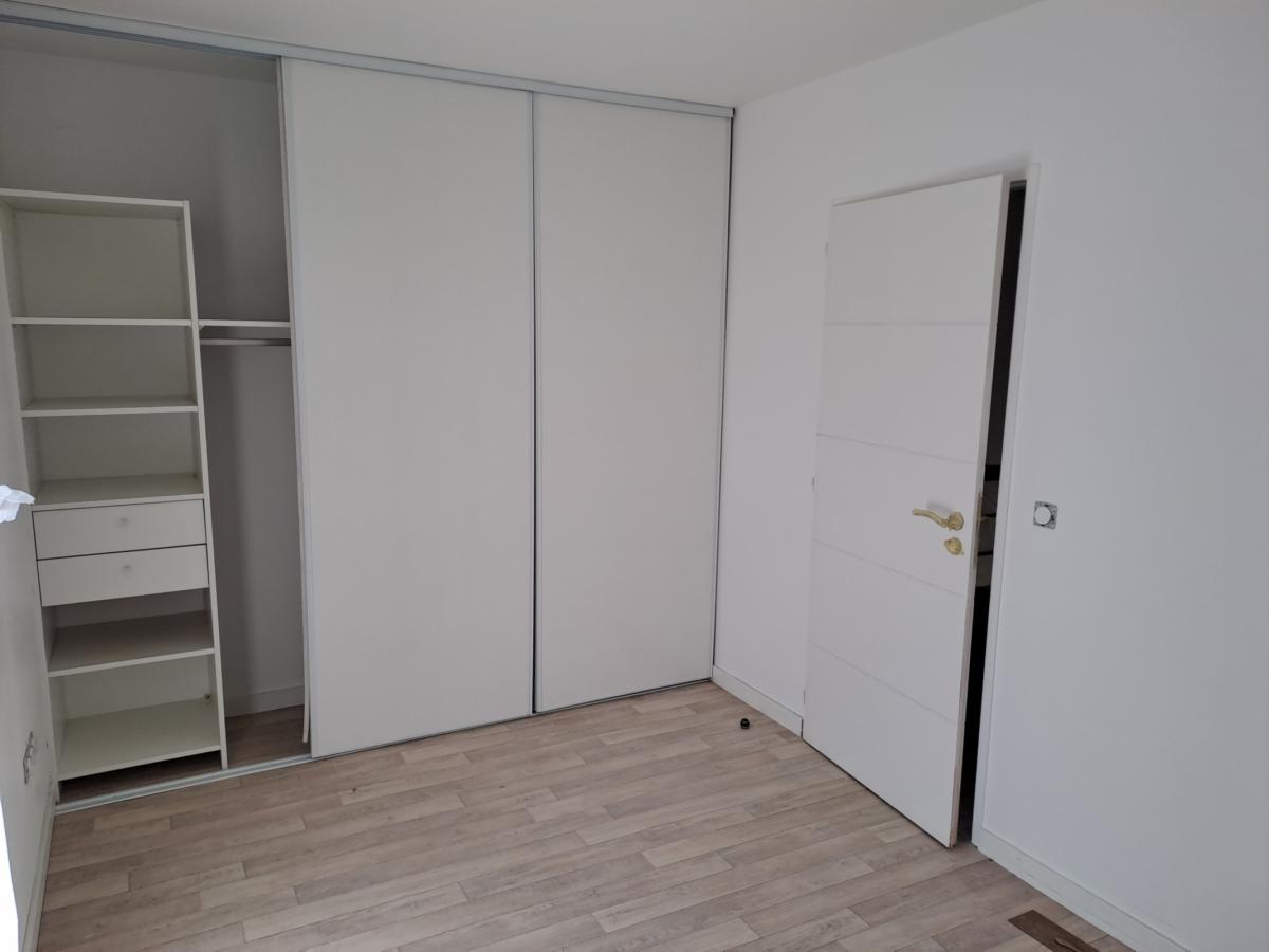 
																																							3 pièces - 
																																						RDC - 67m² - 820,02 € - Photo #3