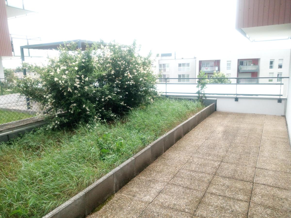 
																																							3 pièces - 
																																						RDC - 69m² - 768,82 € - Photo #1