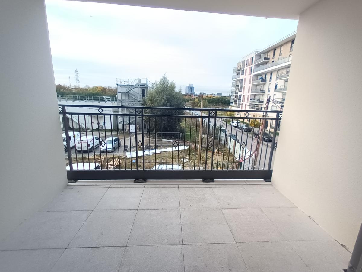 
																																							2 pièces - 
																																						2ème étage - 42m² - 948,74 € - Photo #4