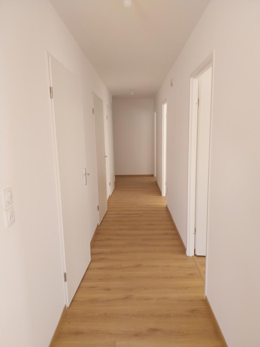 
																			4 pièces - 
																		2ème étage - 78m² - 1 164,47 € - Photo #6