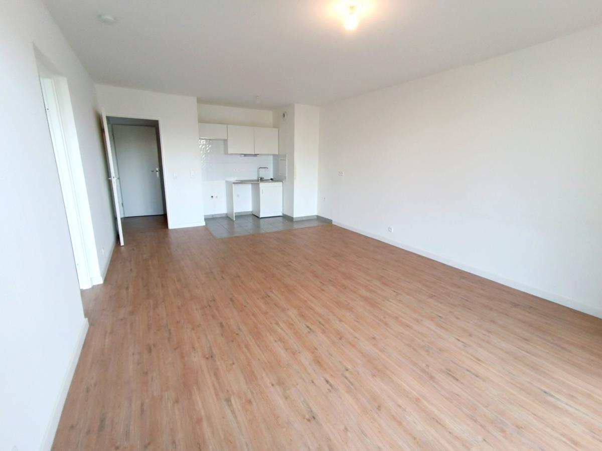 2 pièces - 2ème étage - 39m² - 1 094,03 € - Photo #0