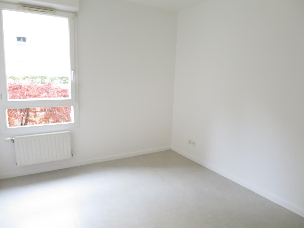 
																																							3 pièces - 
																																						RDC - 69m² - 177 000 € - Photo #4