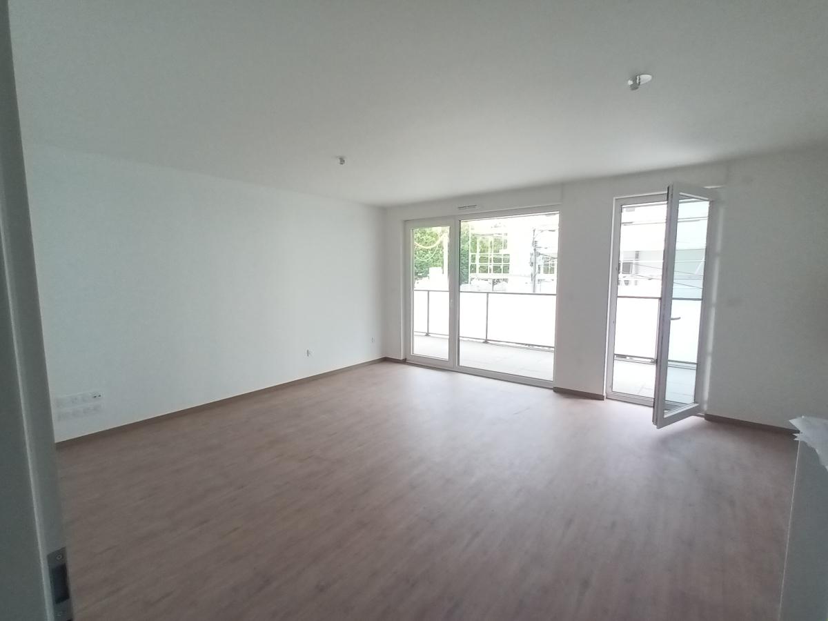 3 pièces - 2ème étage - 64m² - 978,07 € - Photo #2