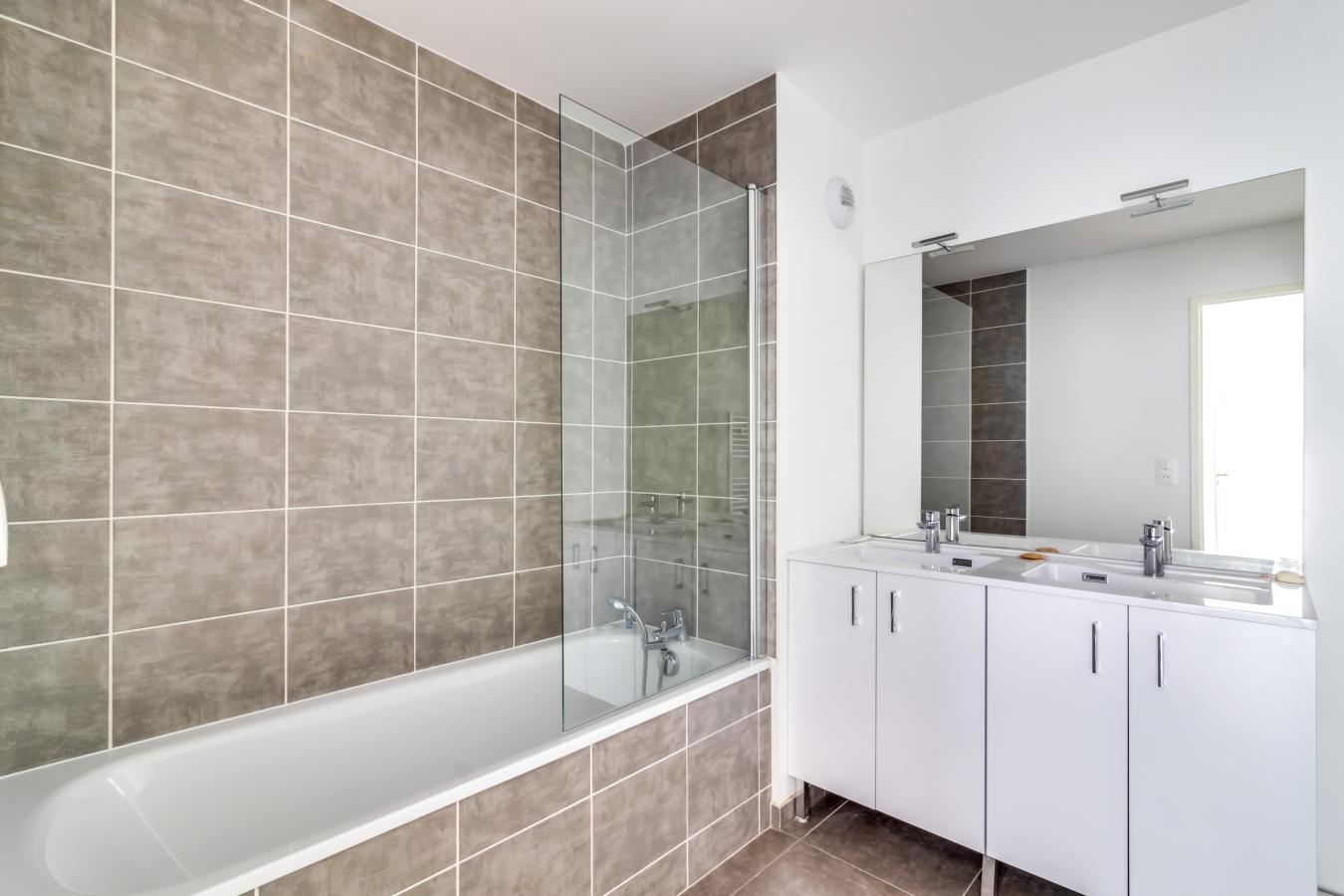 
																																							3 pièces - 
																																						3ème étage - 63m² - 794,52 € - Photo #3