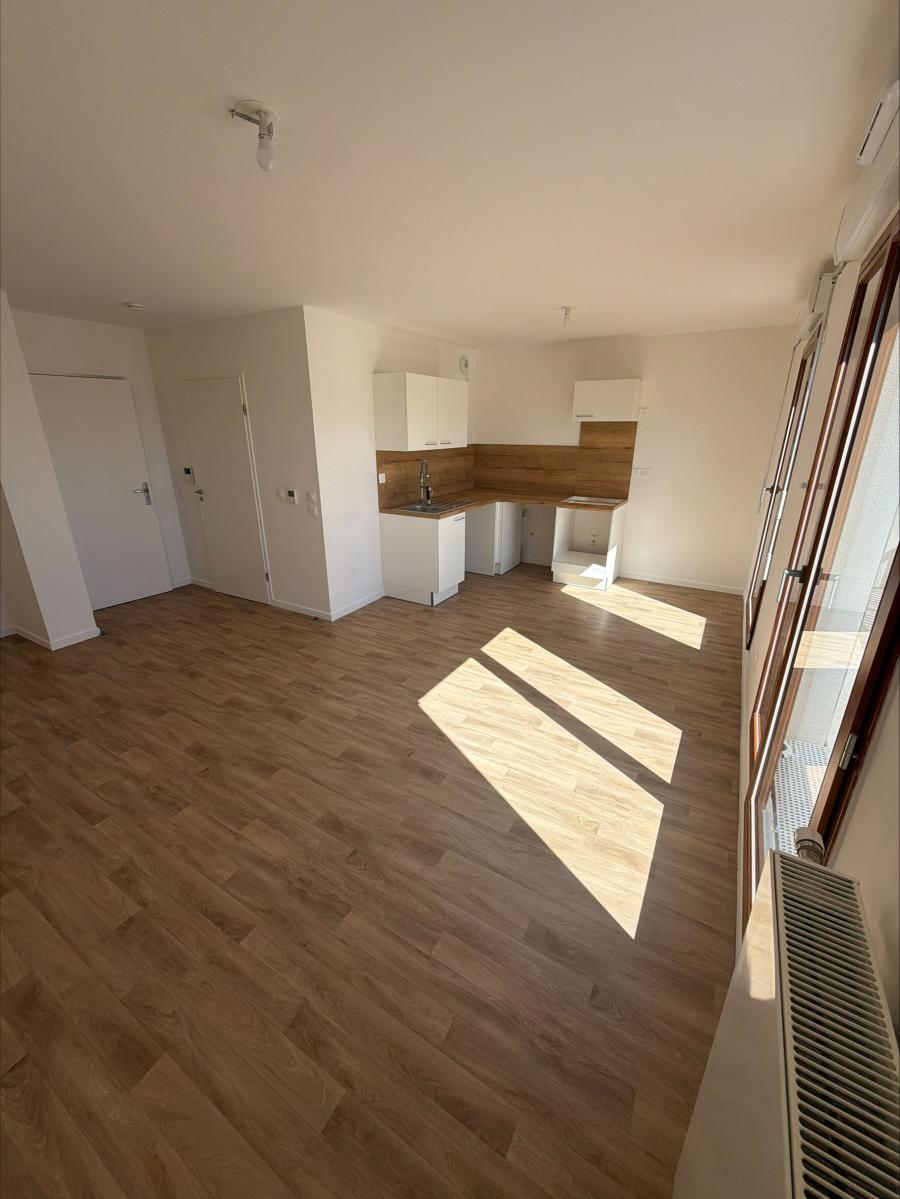 2 pièces - 4ème étage - 46m² - 1 008,02 € - Photo #4