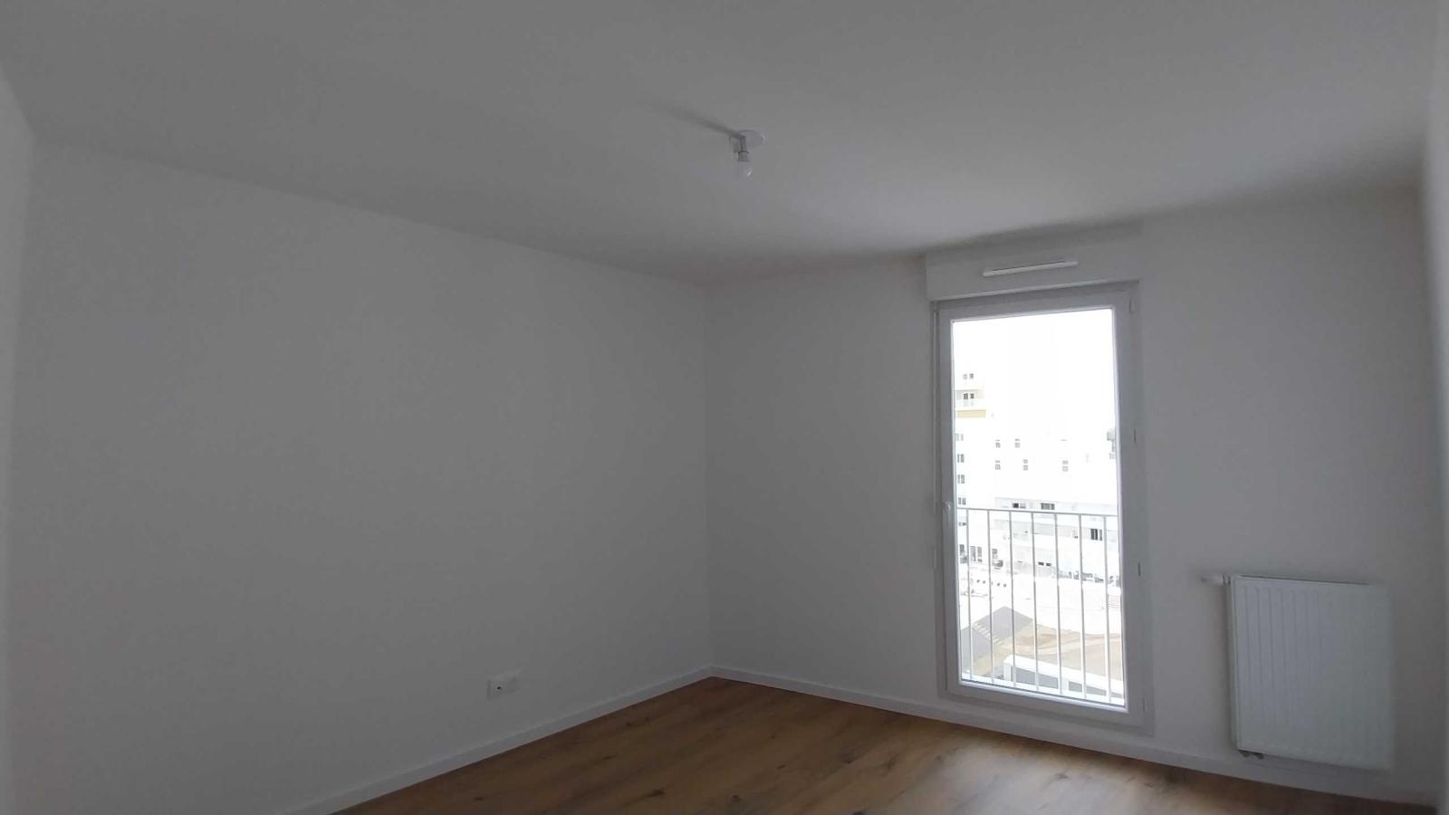 
																																							3 pièces - 
																																						5ème étage - 68m² - 931,94 € - Photo #4