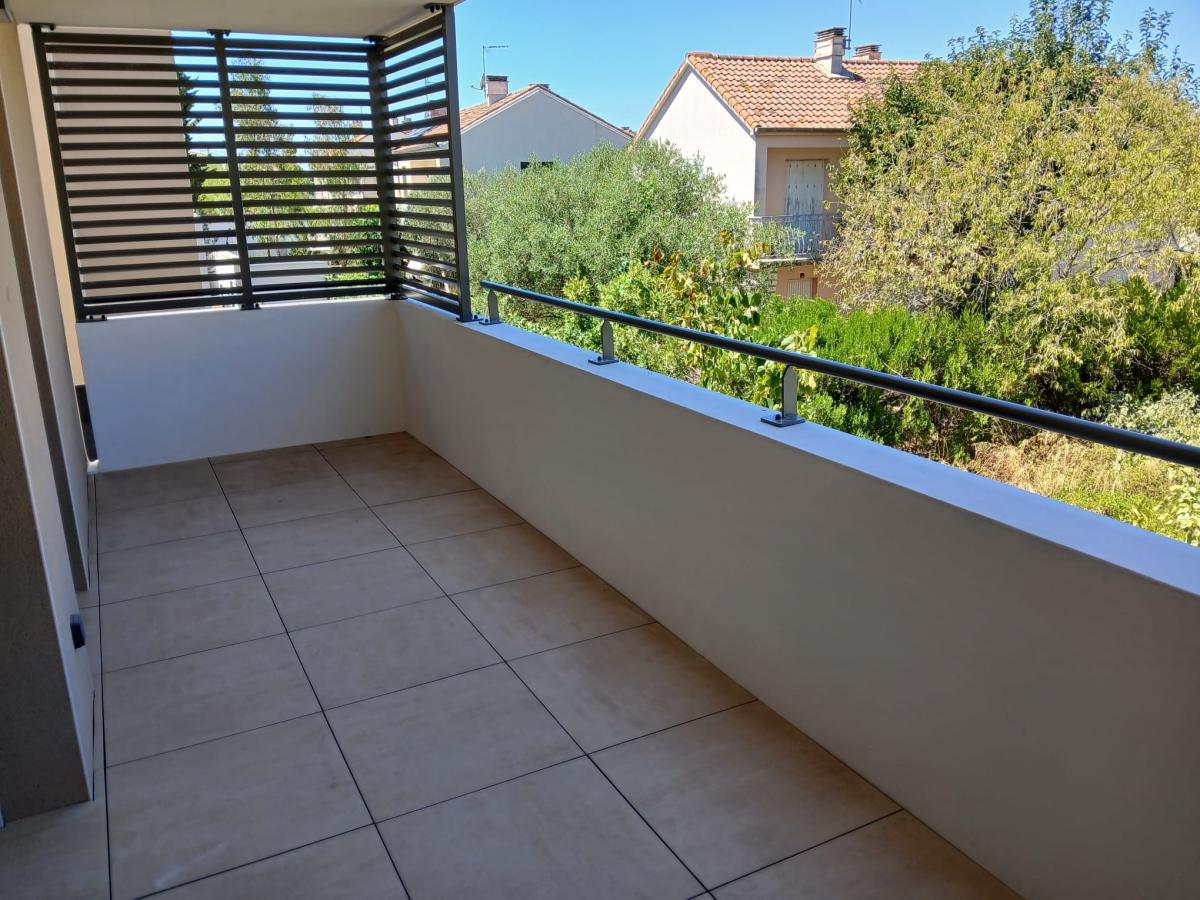 
																																							2 pièces - 
																																						1er étage - 40m² - 648,33 € - Photo #2