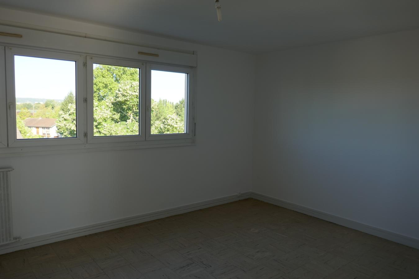 2 pièces - 4ème étage - 45m² - 449,10 € - Photo #4