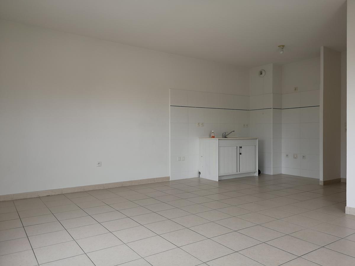 
																																							3 pièces - 
																																						1er étage - 63m² - 822,49 € - Photo #1