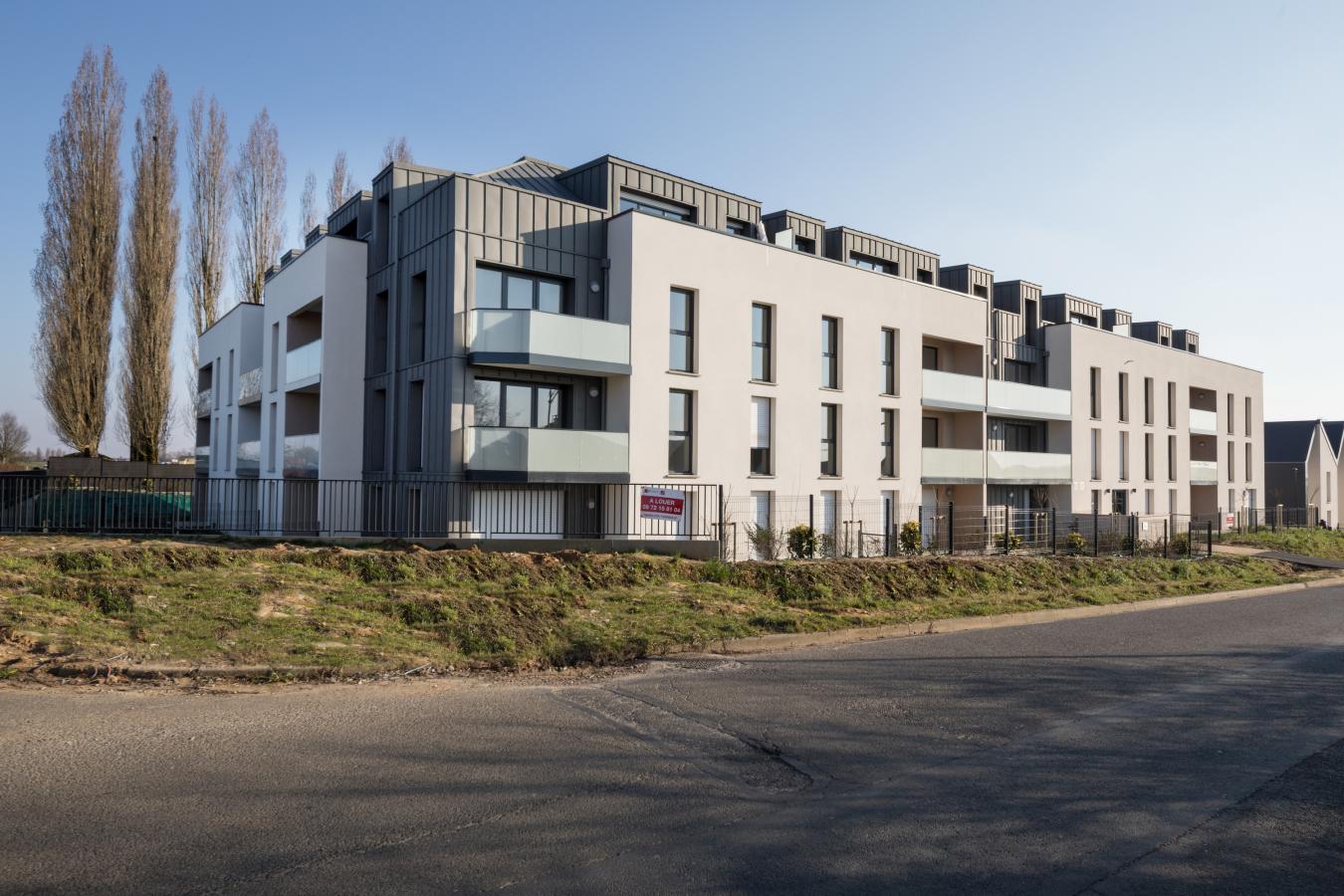 
																																							3 pièces - 
																																						1er étage - 79m² - 1 004,92 € - Photo #5