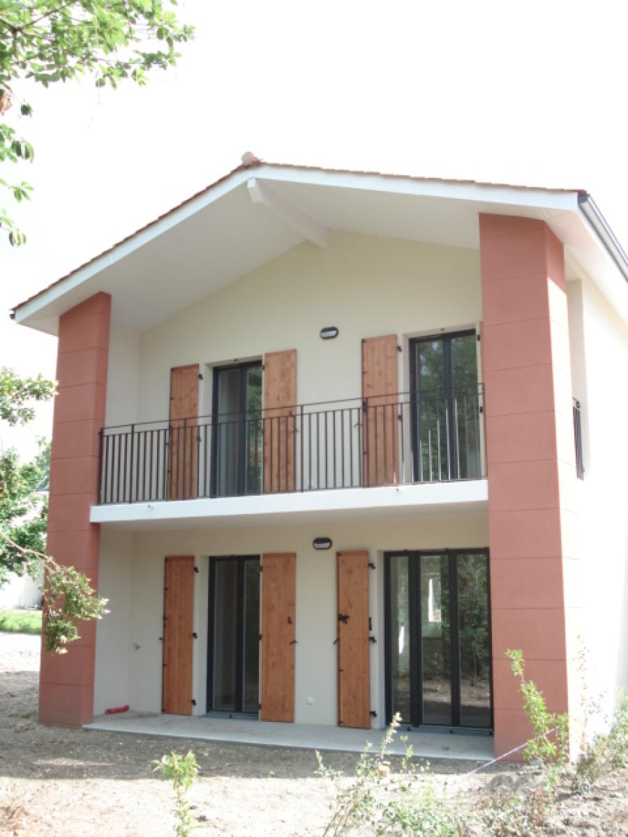 
																																							3 pièces - 
																																						1er étage - 57m² - 833,25 € - Photo #2