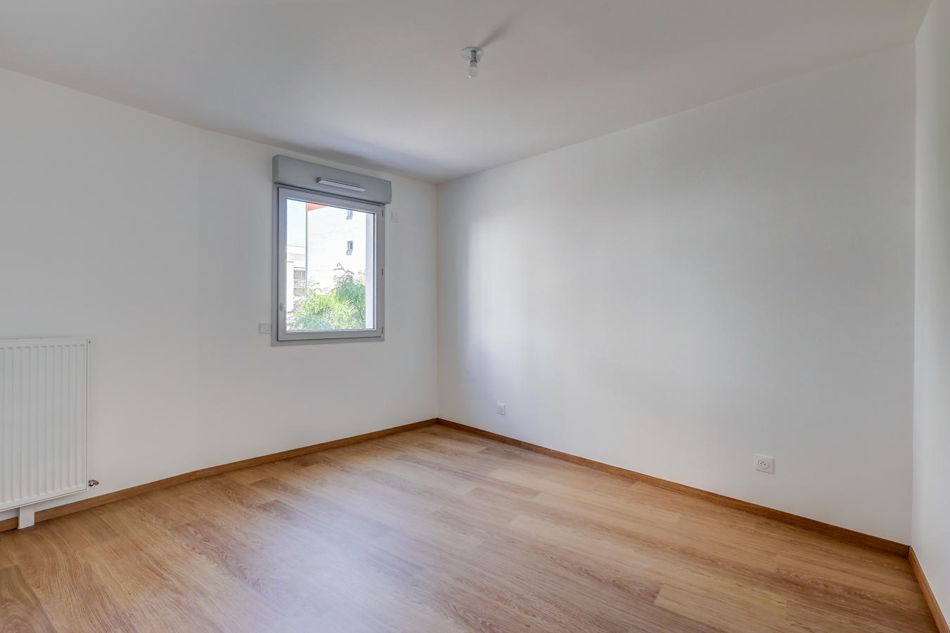 4 pièces - RDC - 89m² - 968,79 € - Photo #3