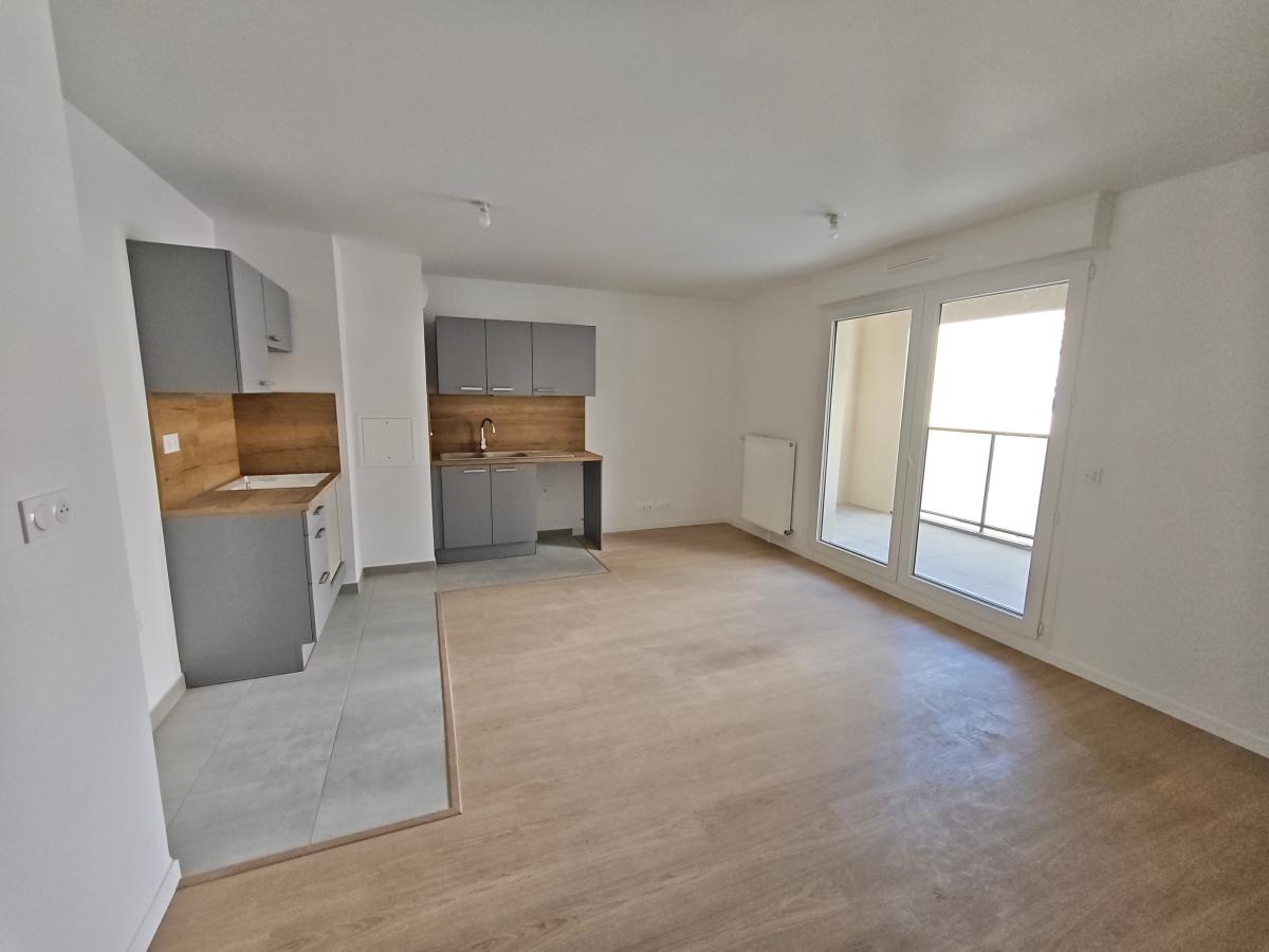 
																																							2 pièces - 
																																						5ème étage - 43m² - 1 209,31 € - Photo #4