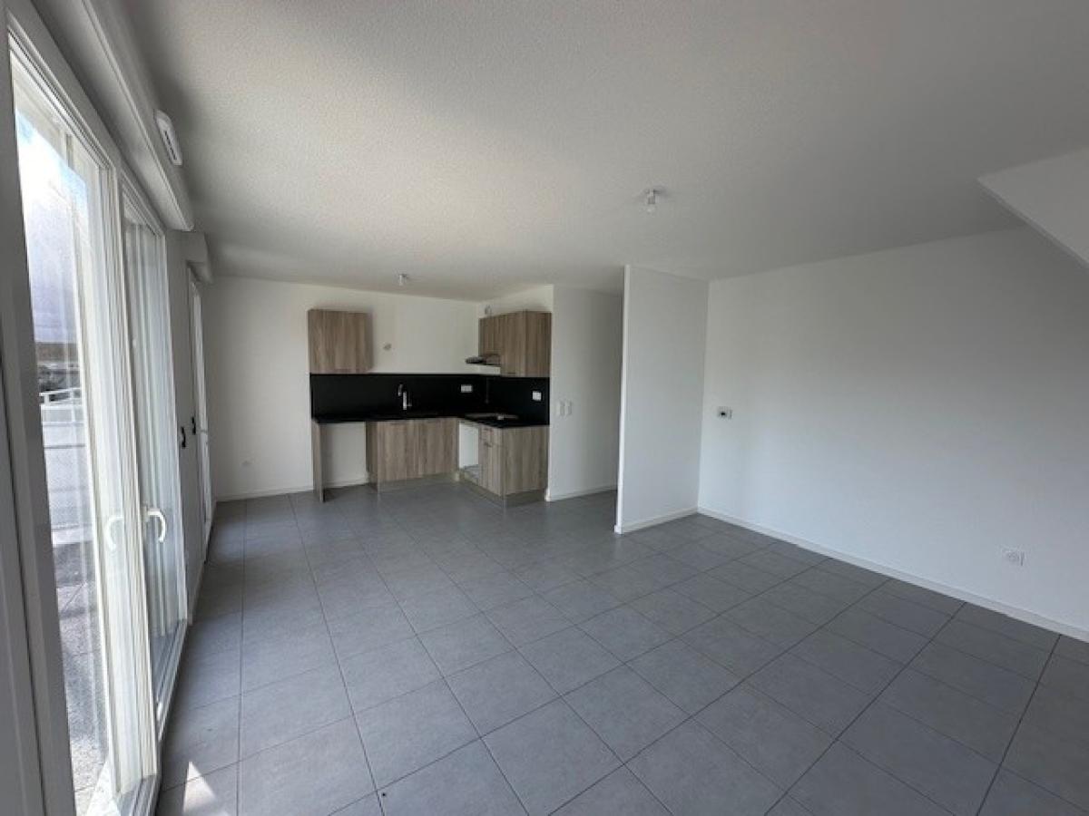 
																																							2 pièces - 
																																						3ème étage - 51m² - 829,11 € - Photo #1