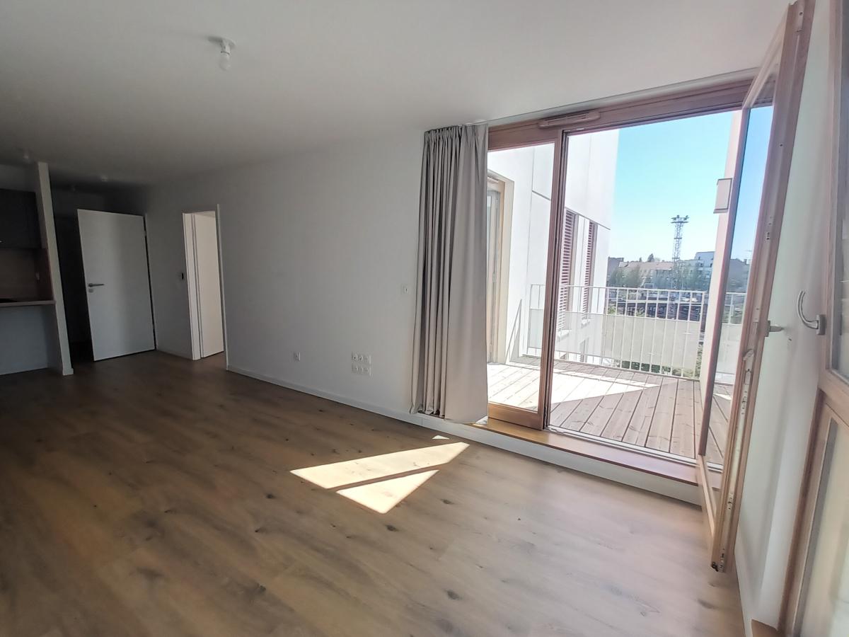 
																			2 pièces - 
																		5ème étage - 43m² - 783,00 € - Photo #7