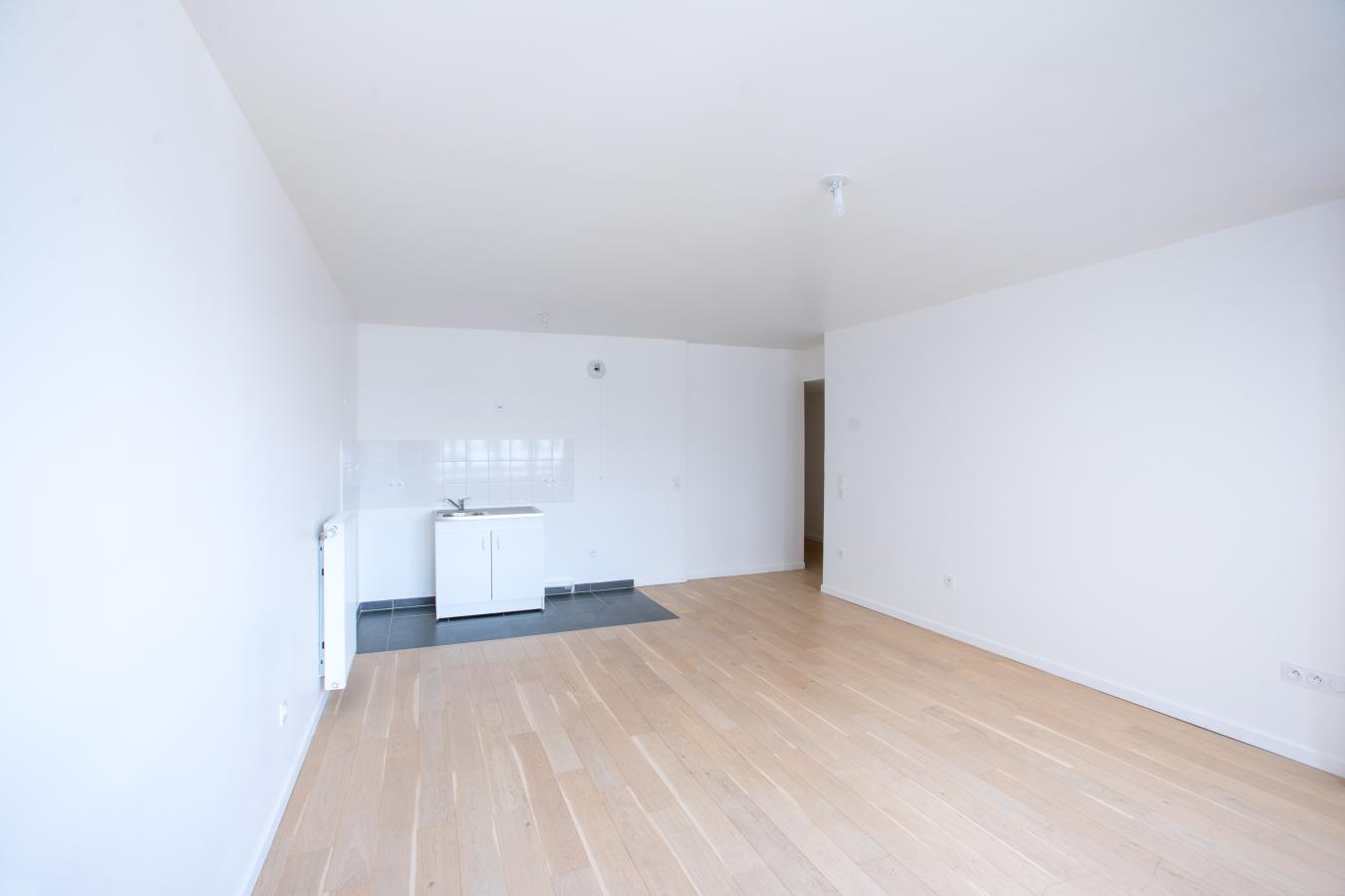 
																																							3 pièces - 
																																						5ème étage - 65m² - 1 509,70 € - Photo #4