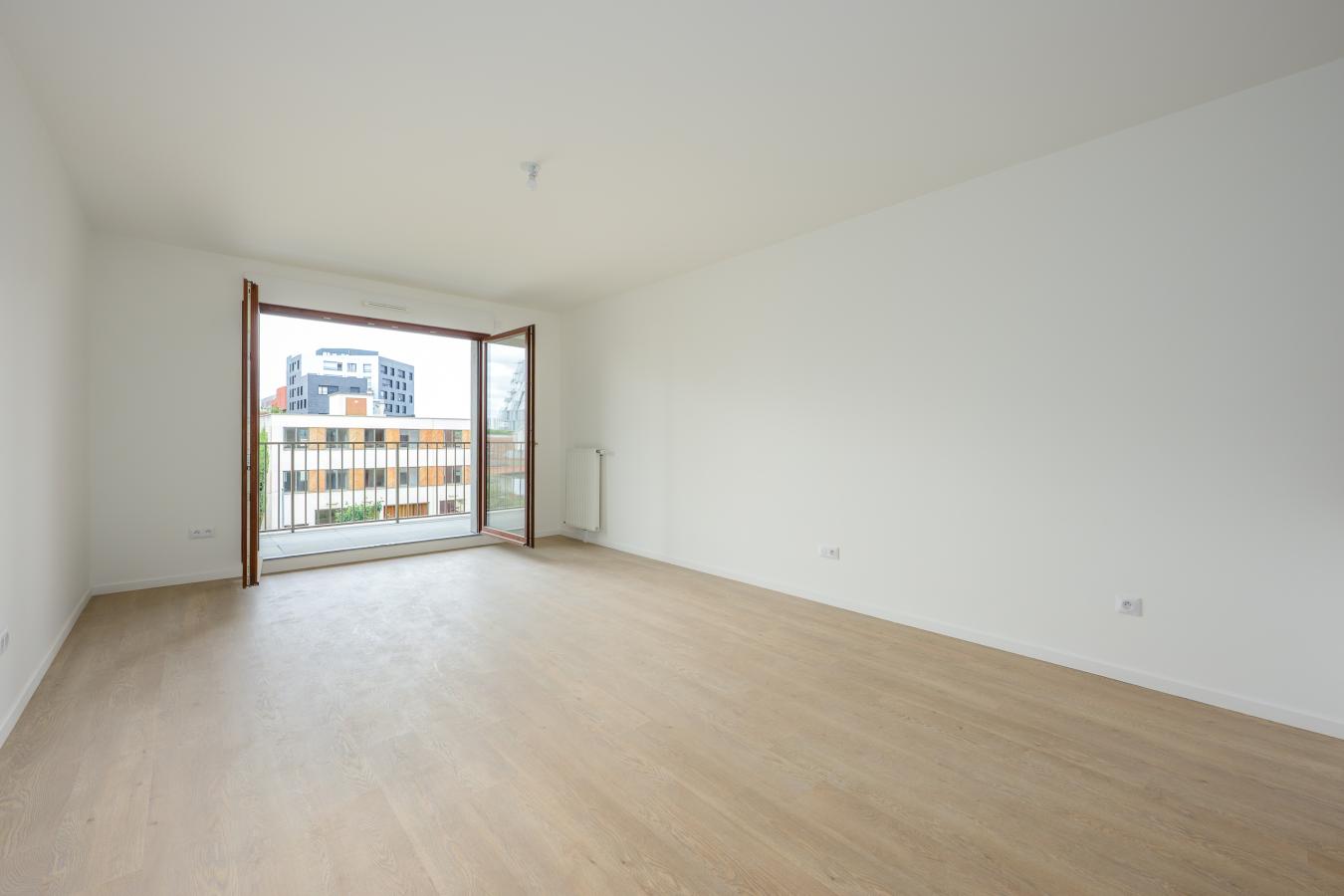 
																																							4 pièces - 
																																						3ème étage - 90m² - 1 865,42 € - Photo #3