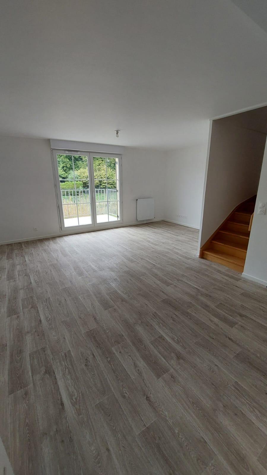 
																																							4 pièces - 
																																						RDC - 89m² - 895,08 € - Photo #5