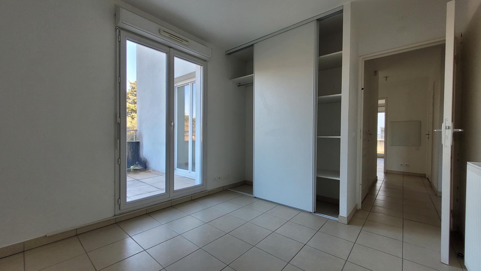 
																			3 pièces - 
																		2ème étage - 62m² - 1 179,78 € - Photo #6