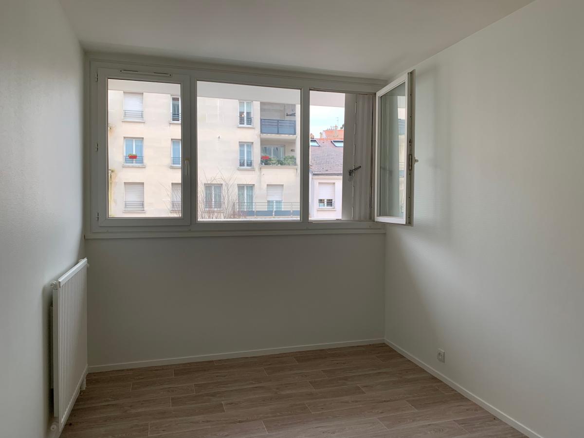 
																																							3 pièces - 
																																						1er étage - 66m² - 330 000 € - Photo #1