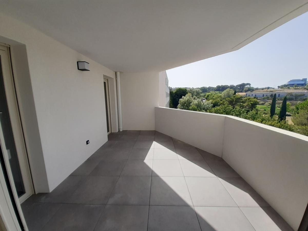 
																			3 pièces - 
																		3ème étage - 61m² - 868,12 € - Photo #3