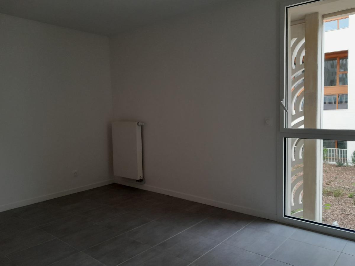 
																																							4 pièces - 
																																						5ème étage - 87m² - 1 032,34 € - Photo #6