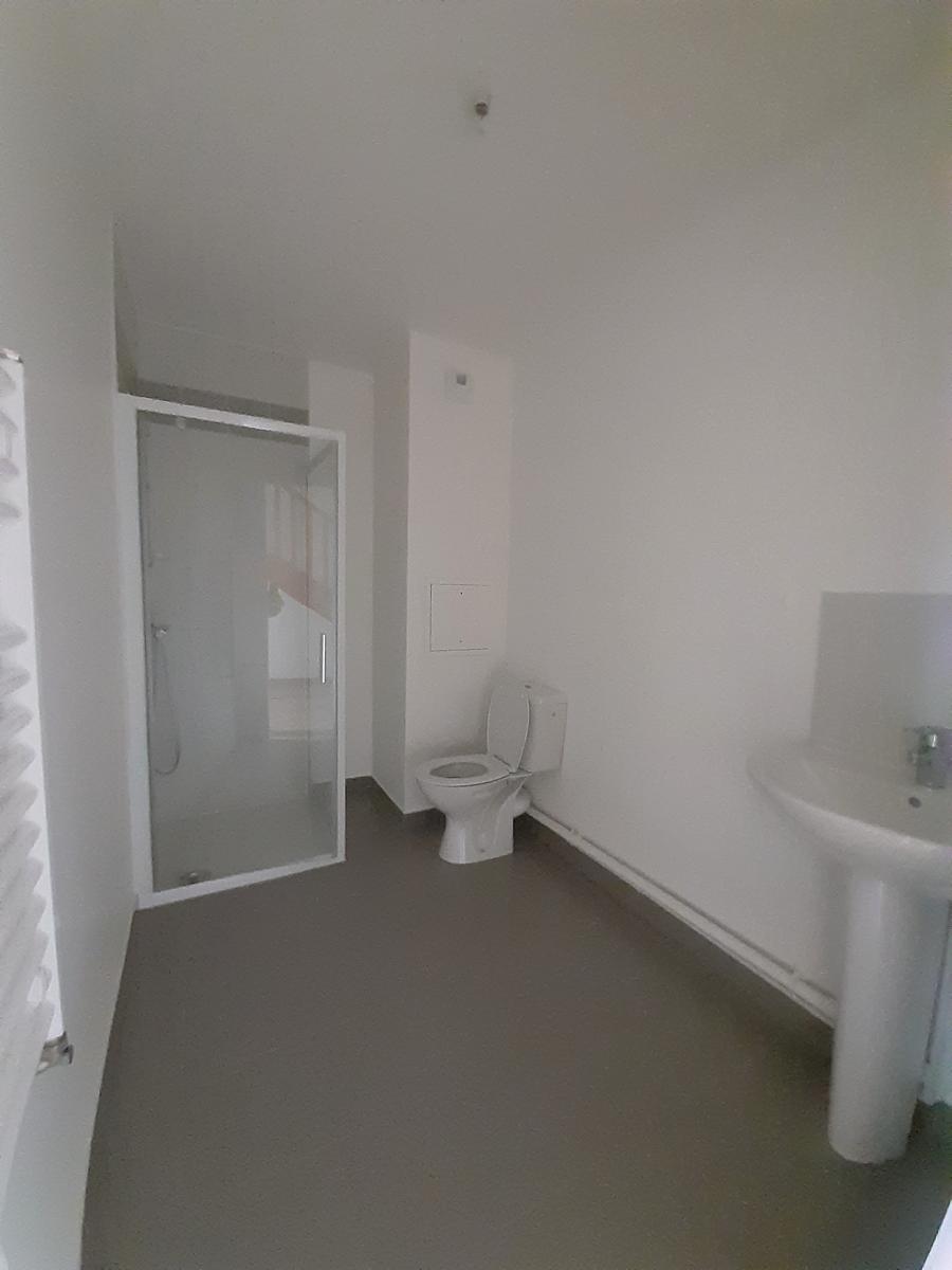 
																			3 pièces - 
																		1er étage - 58m² - 1 053,53 € - Photo #5
