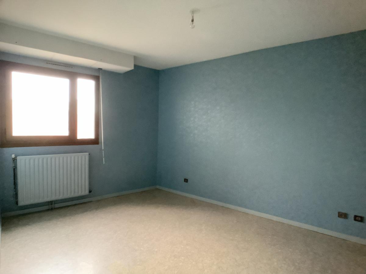 
																																							2 pièces - 
																																						5ème étage - 54m² - 95 000 € - Photo #4