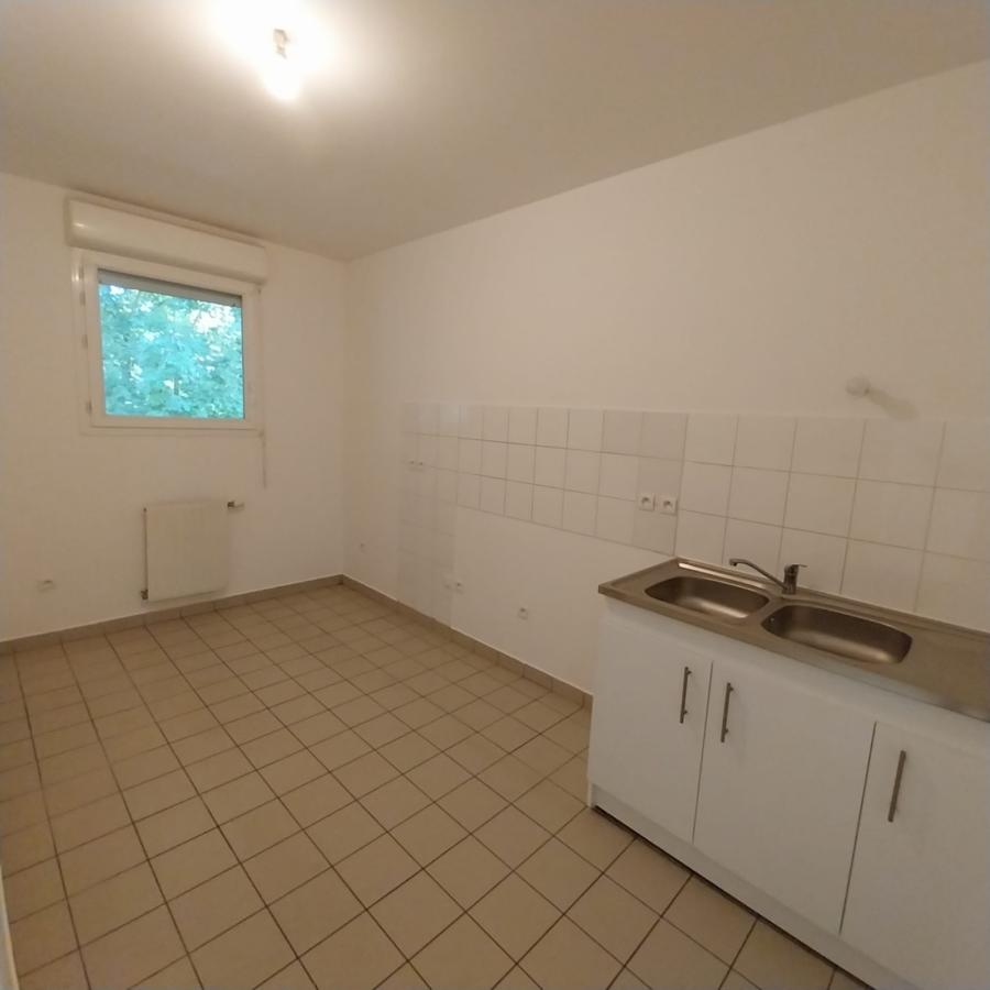 
																																							3 pièces - 
																																						RDC - 69m² - 177 000 € - Photo #5