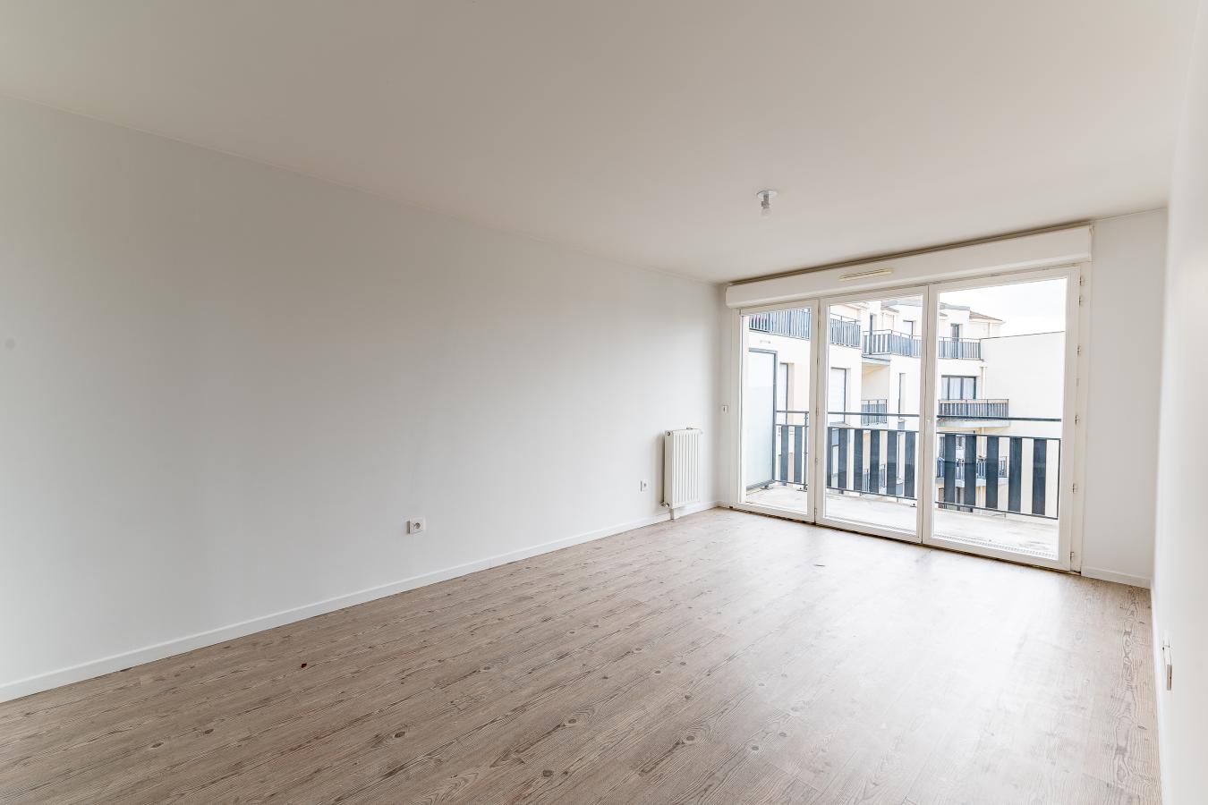 4 pièces - 3ème étage - 73m² - 1 129,40 € - Photo #3