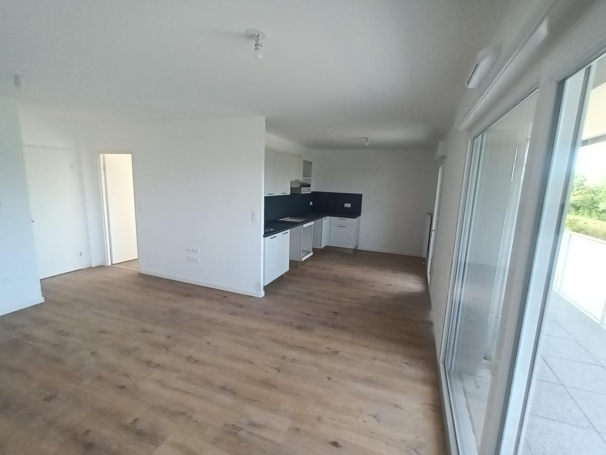 
																																							4 pièces - 
																																						4ème étage - 82m² - 1 022,04 € - Photo #4