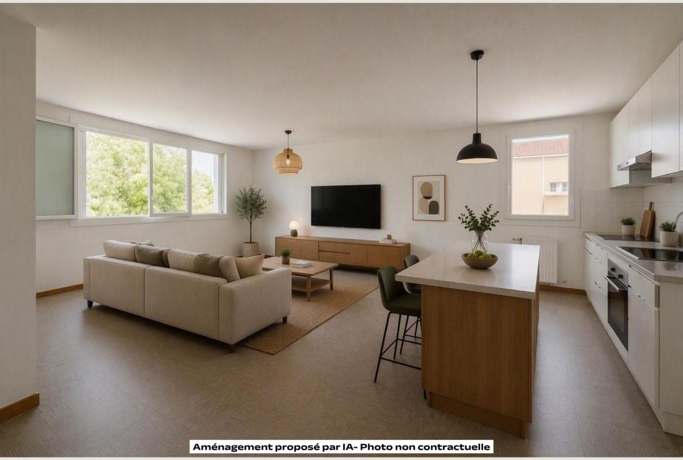 4 pièces - 3ème étage - 79m² - 156 600 € - Photo #3