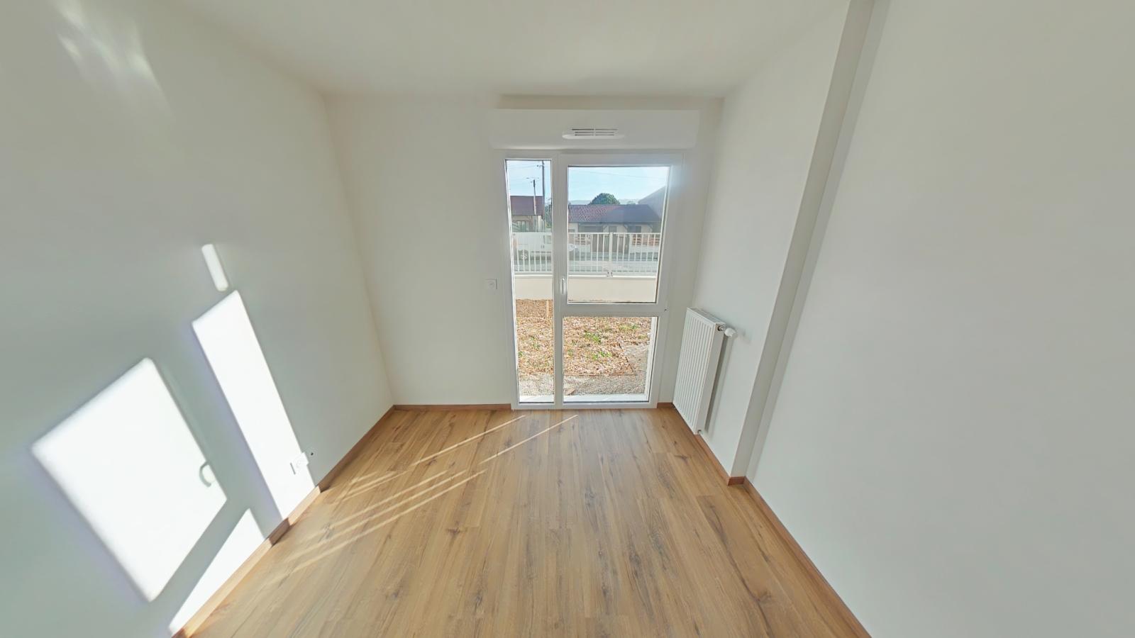 2 pièces - RDC - 41m² - 632,42 € - Photo #3